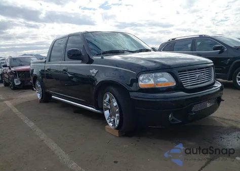 2003 Ford F-150 Lariat z USA, uszkodzony, nr VIN 1FTRW07323KC23526